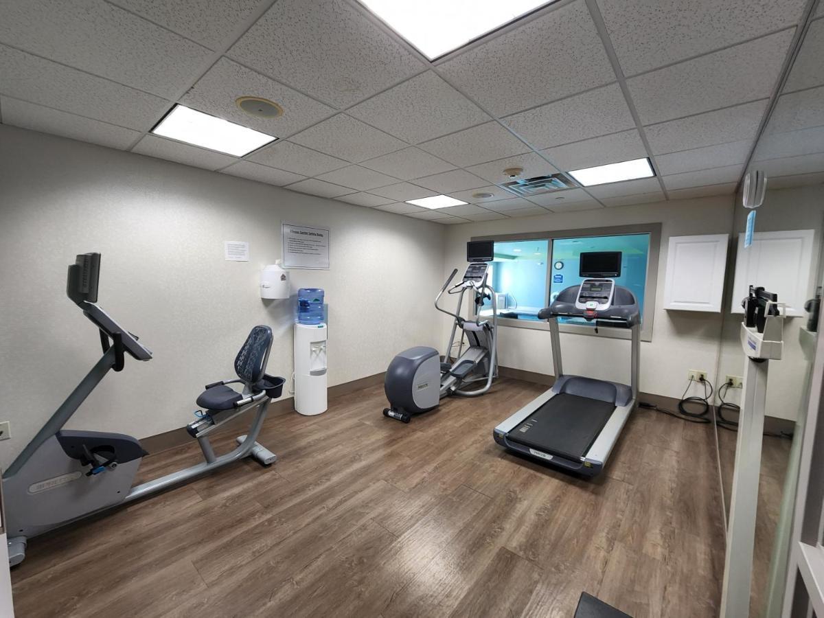 Holiday Inn Express Hotel & Suites Rochester By Ihg Esterno foto