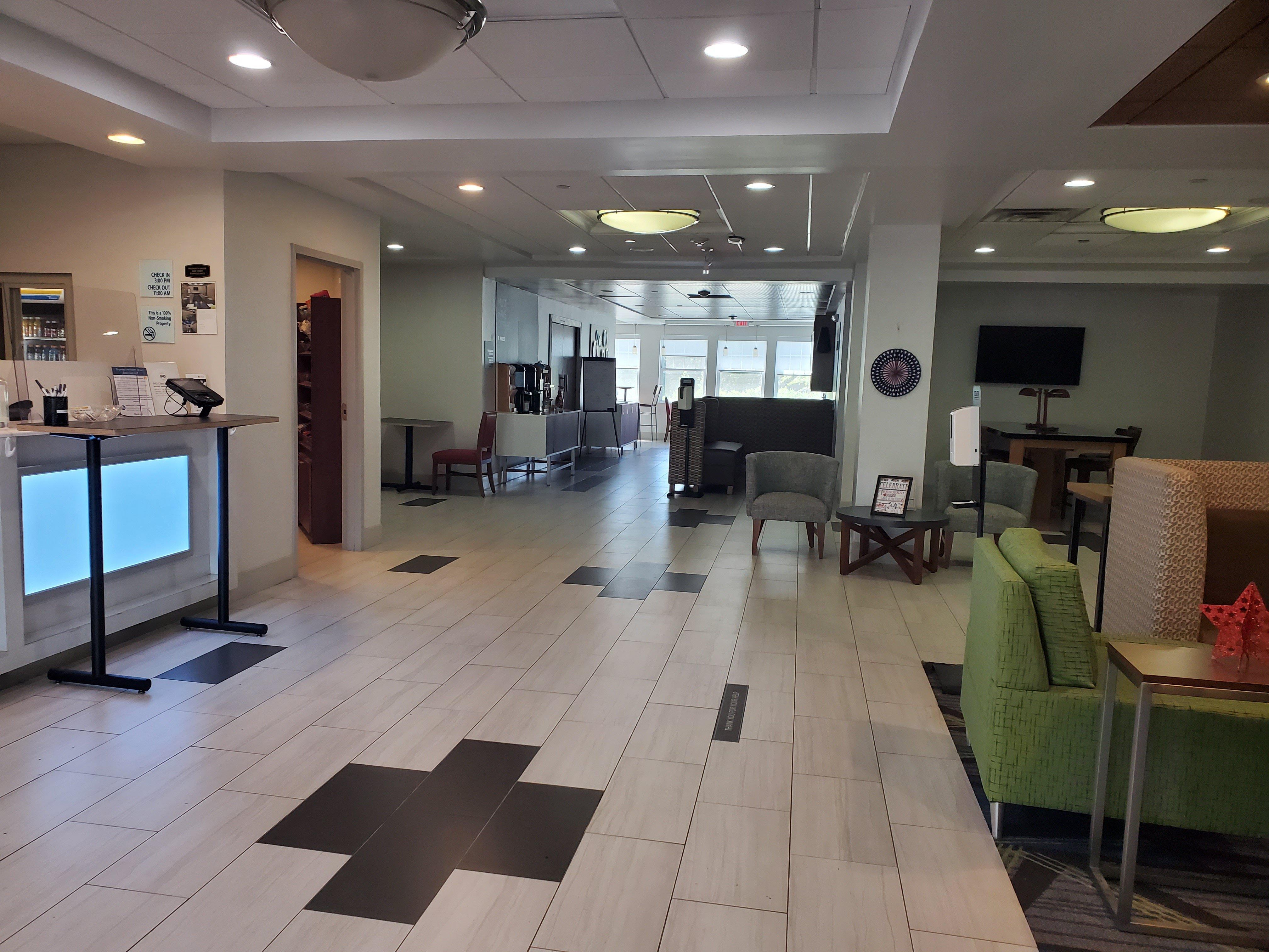 Holiday Inn Express Hotel & Suites Rochester By Ihg Esterno foto