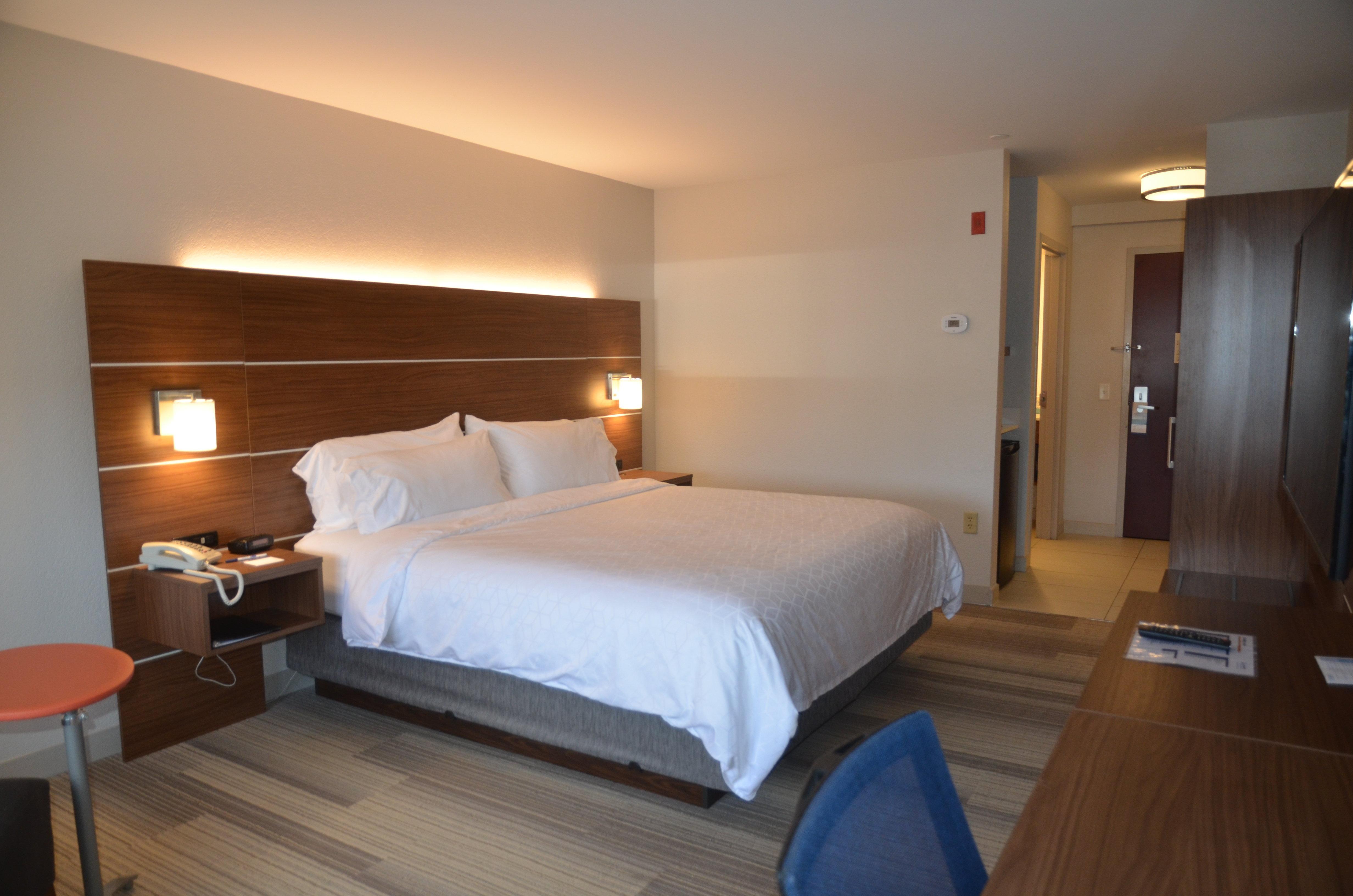 Holiday Inn Express Hotel & Suites Rochester By Ihg Esterno foto