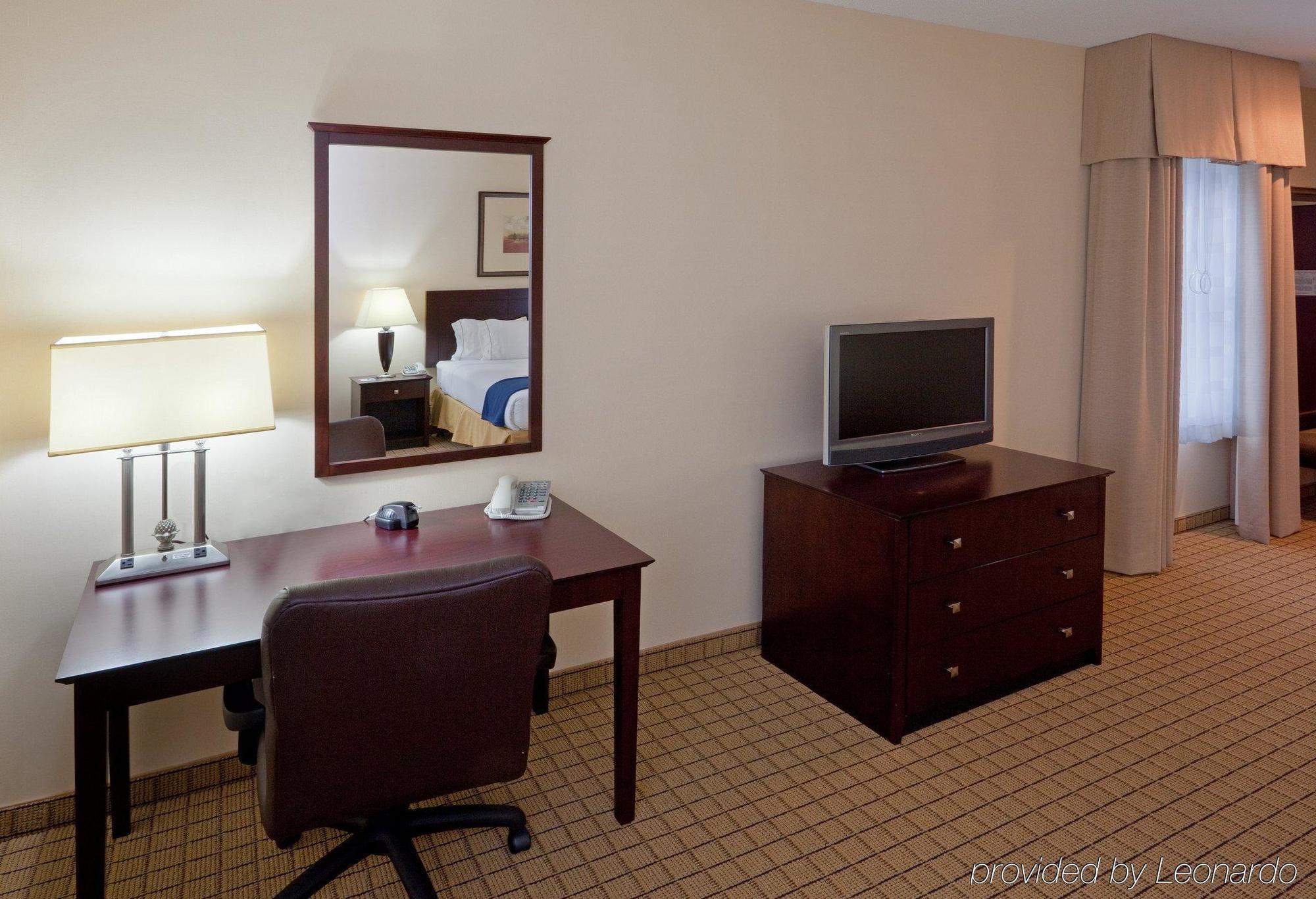 Holiday Inn Express Hotel & Suites Rochester By Ihg Camera foto